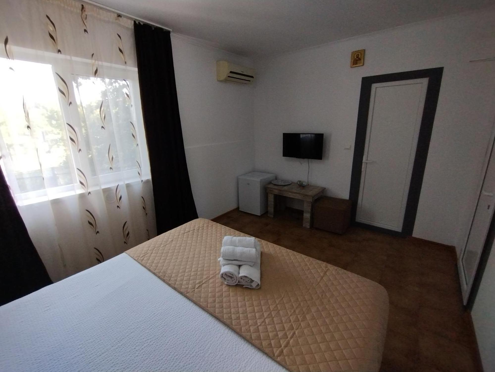 Casa Aura 1 Hotel Costinesti Bilik gambar